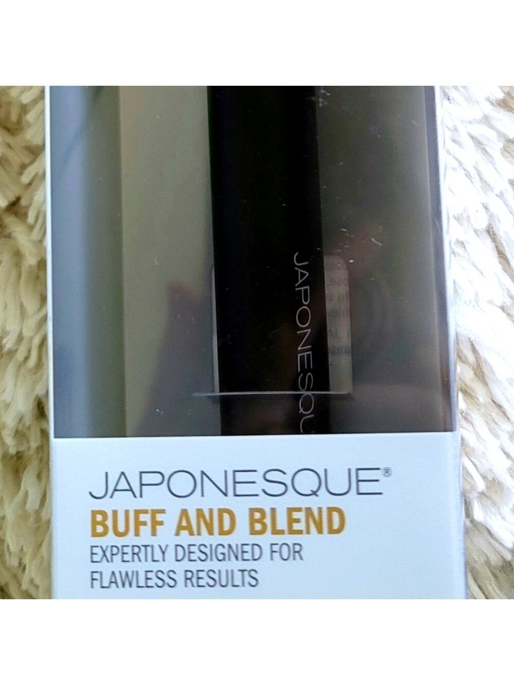 BRAND NEW! JAPONESQUE Buff and Blend Brush
